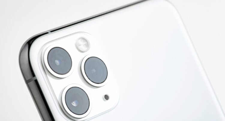 Apple Ridiculed as Social Media Likens New $300 Phone Carrier to a Mankini and a Sock