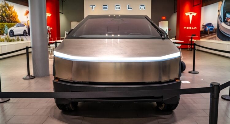 Tesla Faces Another Blow! Cybertruck Chief Leaves amid Declining Sales