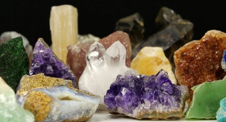 China Lifts Mineral Export Curbs: Semiconductor and EV Stocks Could Benefit