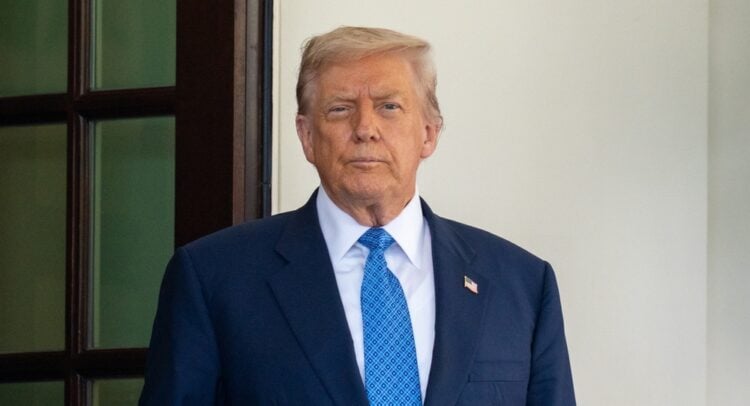 트럼프, `고소득층 제외` 모든 국민에게 2,000달러 관세 수표 제안