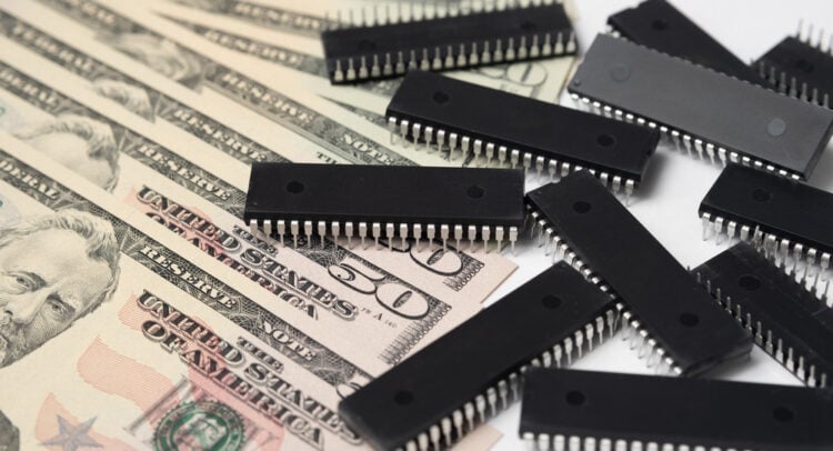 Key Chip Decision! U.S. Approves Samsung, SK Hynix Tool Shipments to China