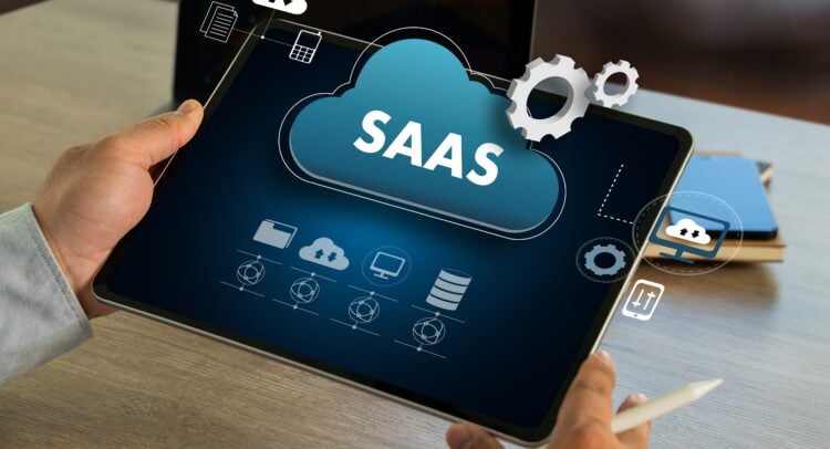 레거시 SaaS 기업들이 AI 네이티브 신흥 기업에 뒤처지며 유기적 성장의 종말