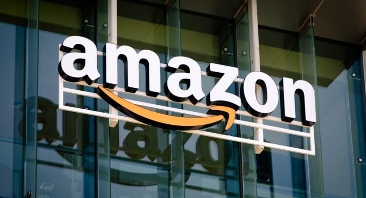Heading into 2026, Let’s Look at Who Owns Amazon Stock (AMZN)