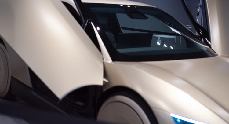 Tesla’s AI Director Shows Off His Unsupervised Robotaxi Ride in New Video