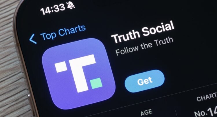 트럼프 미디어 주가 하락... `메이드 인 아메리카` ETF 출시에도 불구