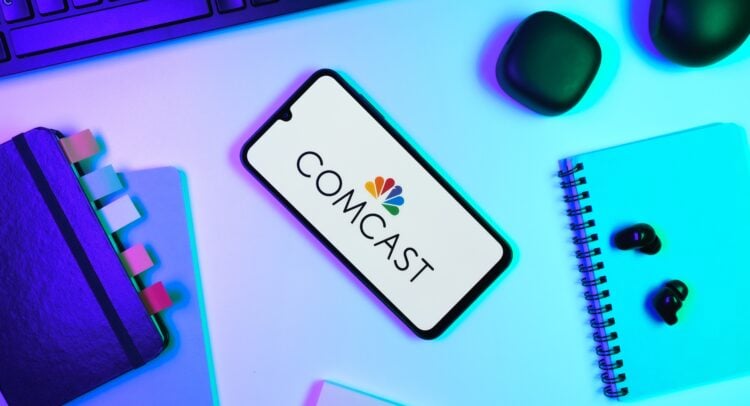 Comcast Stock (NASDAQ:CMCSA) Gains as Verizon Becomes Less Valuable