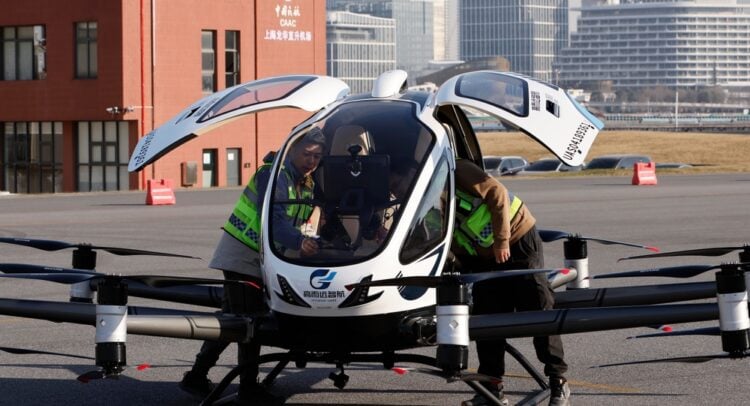 Archer Aviation (ACHR) vs. Joby Aviation (JOBY): Which eVTOL Stock Has the Edge in 2026, According to Wall Street?