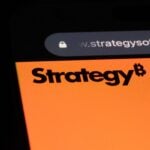 Strategy Stock Breaks Five-Year Winning Streak as Bitcoin Premium Vanishes