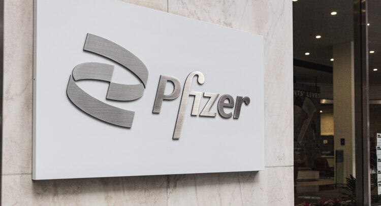 PFE Earnings: Pfizer Stock Plunges on Patent Loss, COVID-19 Sales Forecast