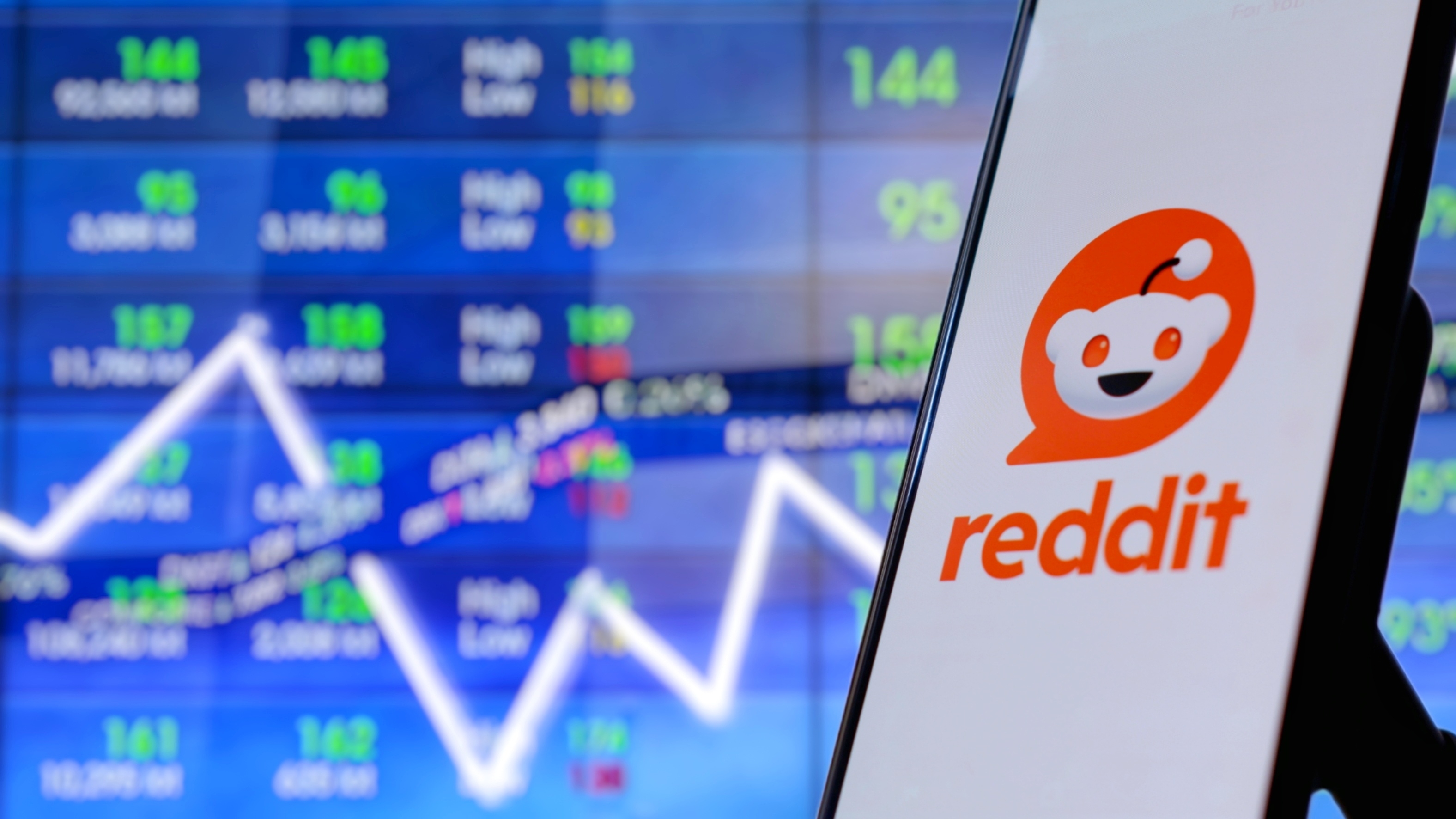 Reddit (RDDT) Founder Hints That Ads Are Coming to Message Boards